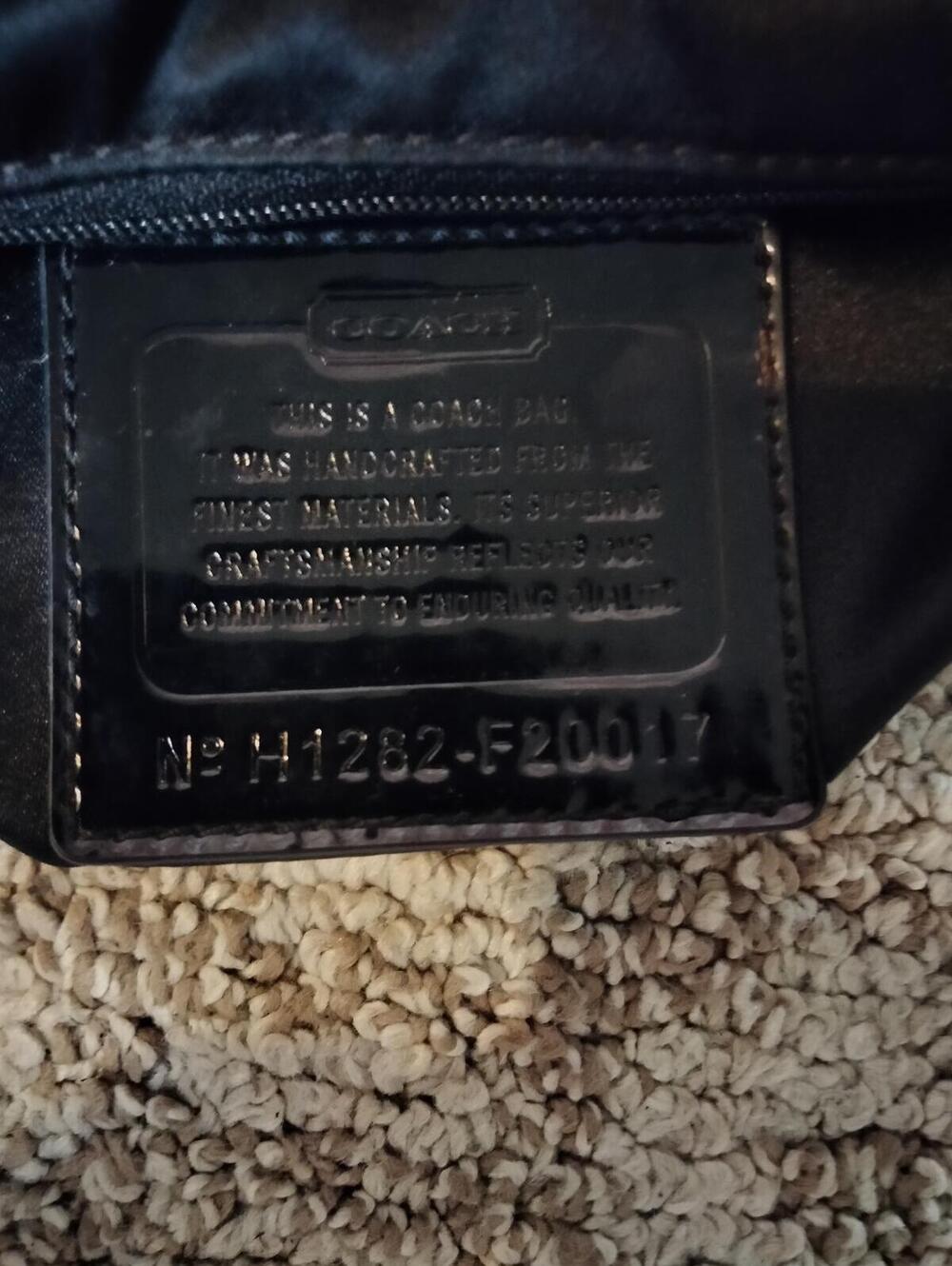 Coach Poppy Storypatch Hobo Bag Black Shimmer Leather Glam Purse F20017 - Picture 5 of 9